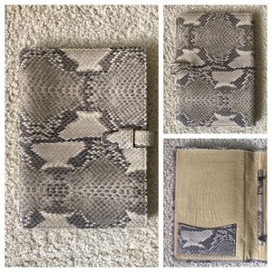 Cole Haan Accessories - Cole Haan leather Kindle cover Cole Haan Accessories - Cole Haan leather Kindle cover